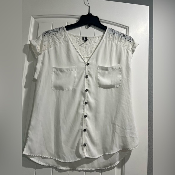 Maurice’s L large white lace sheer top shirt work dressy button‎ up women’s - Picture 1 of 8